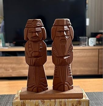 アイヌ   木彫り   置物 Amazon | アイヌ 木彫り 置物 台 民芸品 郷土玩具 ニポポ | 民芸